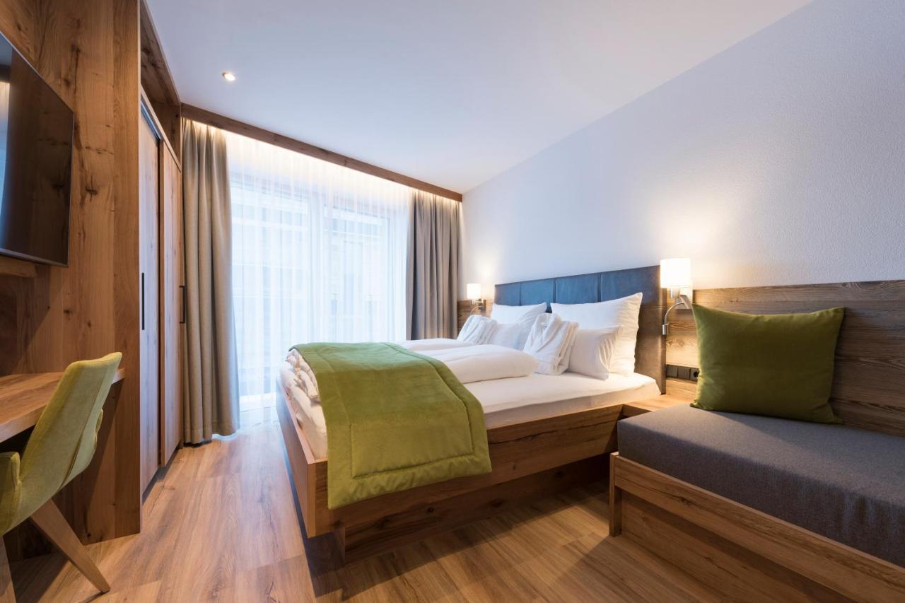 Piz Mundin Apartment