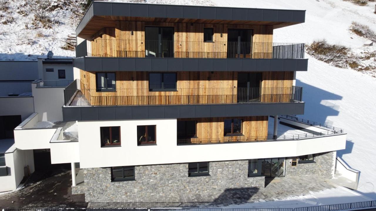 Apartment Piz Mundin *
