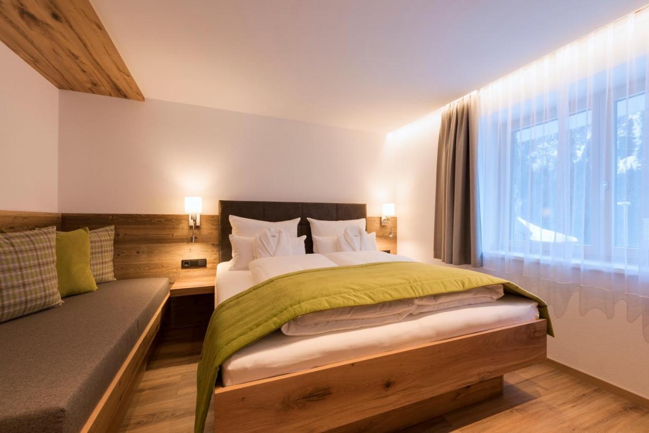 Piz Mundin Apartment